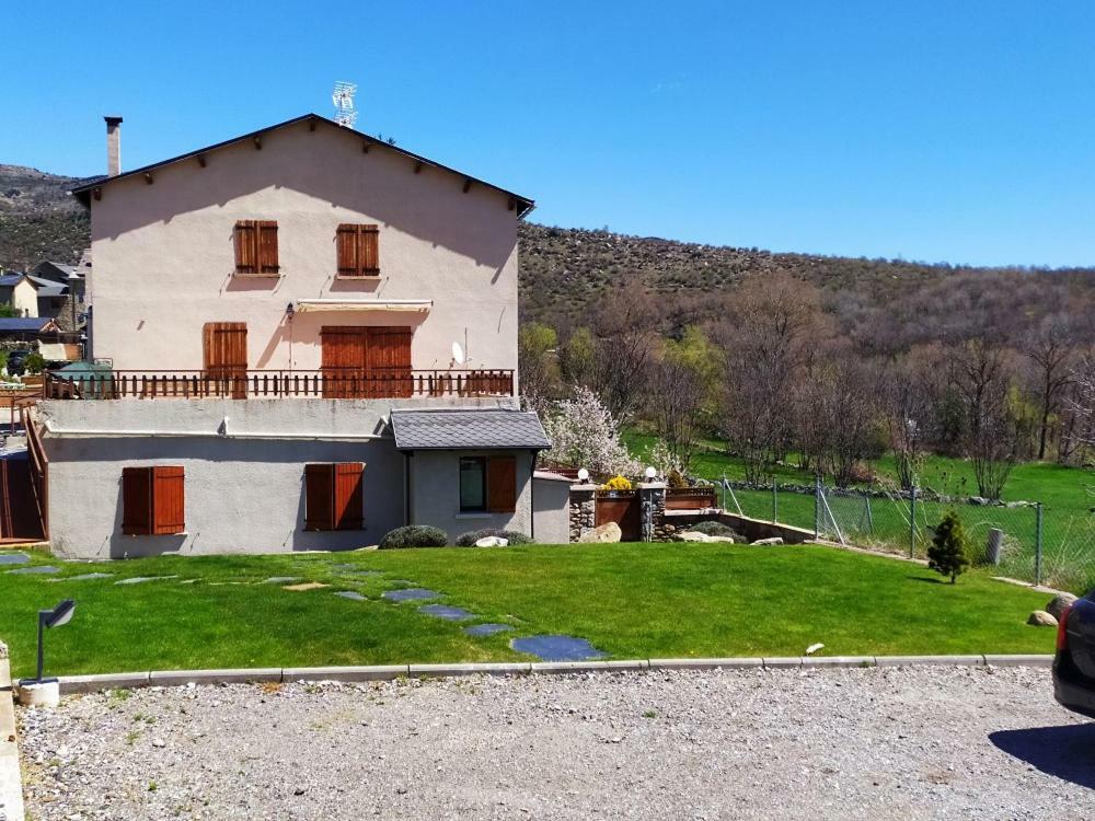 Apartamento Angostrina Angoustrine Eksteriør bilde